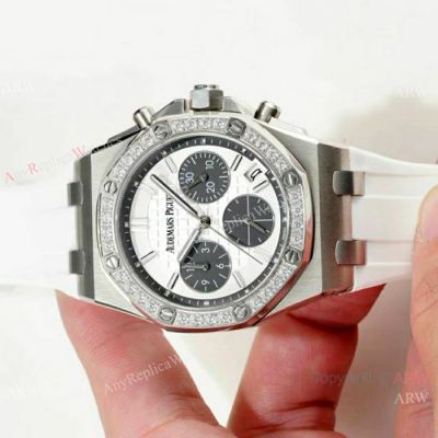 Audemars Piguet Royal Oak offshore Diamonds Watch White Dial with Black Sub-dials
